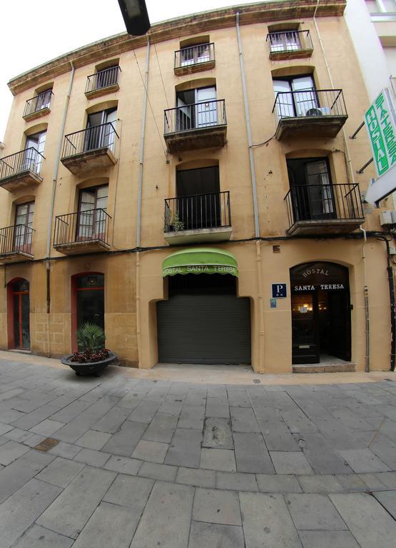 Hostal Santa Teresaレウス エクステリア 写真