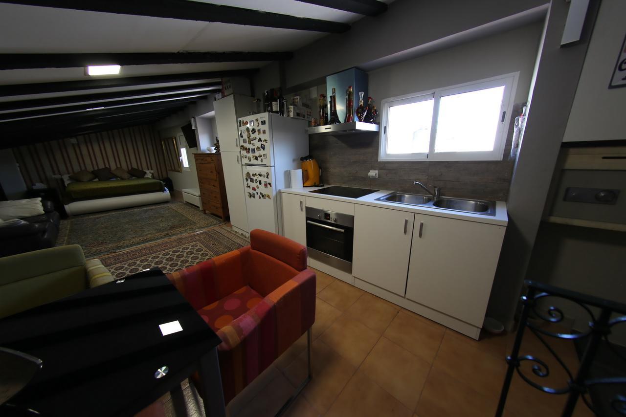 Hostal Santa Teresaレウス エクステリア 写真
